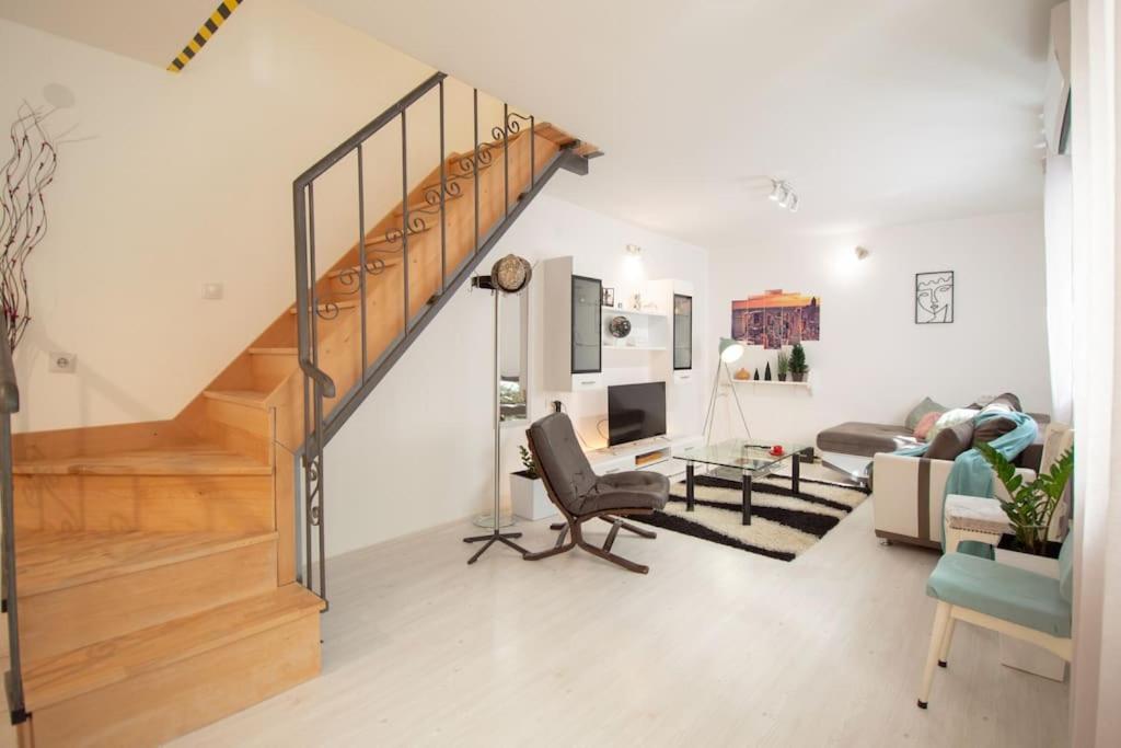 Central Duplex Apartment Нови-Сад Экстерьер фото